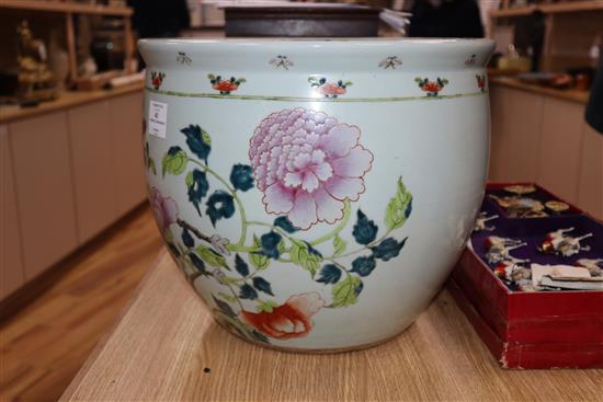 A late 19th century Chinese famille rose jardiniere height 31cm